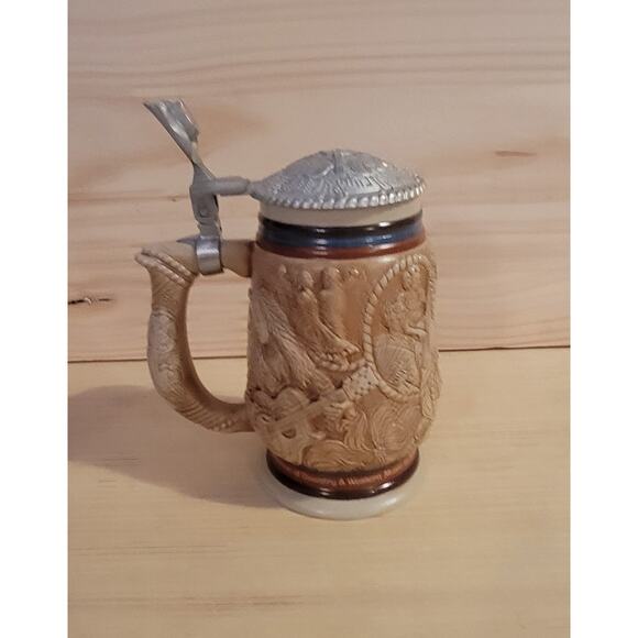 Avon Country & Western Music Ceramic Beer Stein 1994 New in Box - Picture 4 of 9